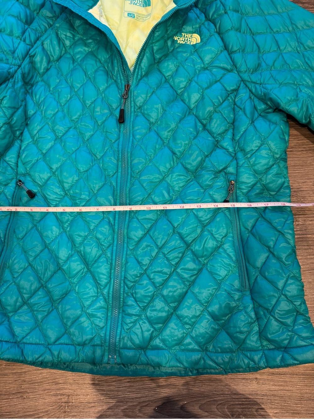 The North Face Women’s Large Teal Quilted Puffer Jacket Insulated Full Zip - Picture 3 of 5